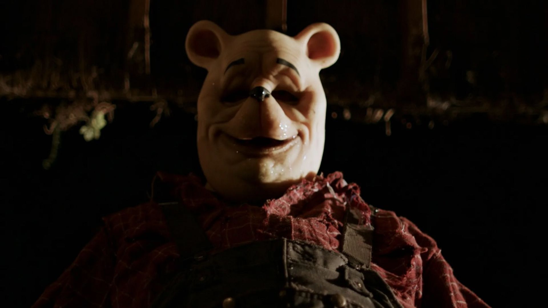 “Ursinho Pooh: Sangue e Mel” ganha trailer nacional; confira