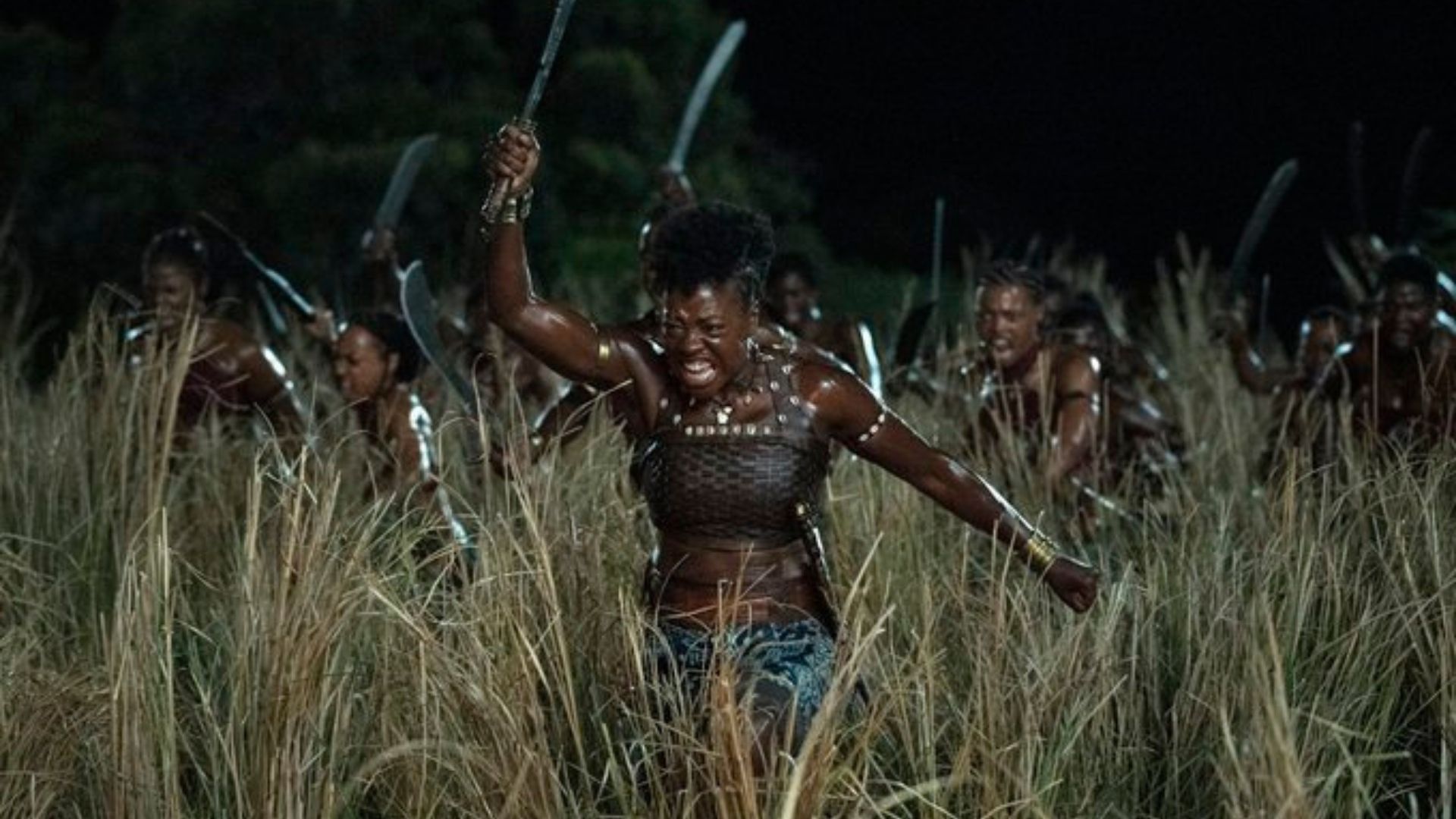 Viola Davis lidera exército feminino em nova imagem de “The Woman King”