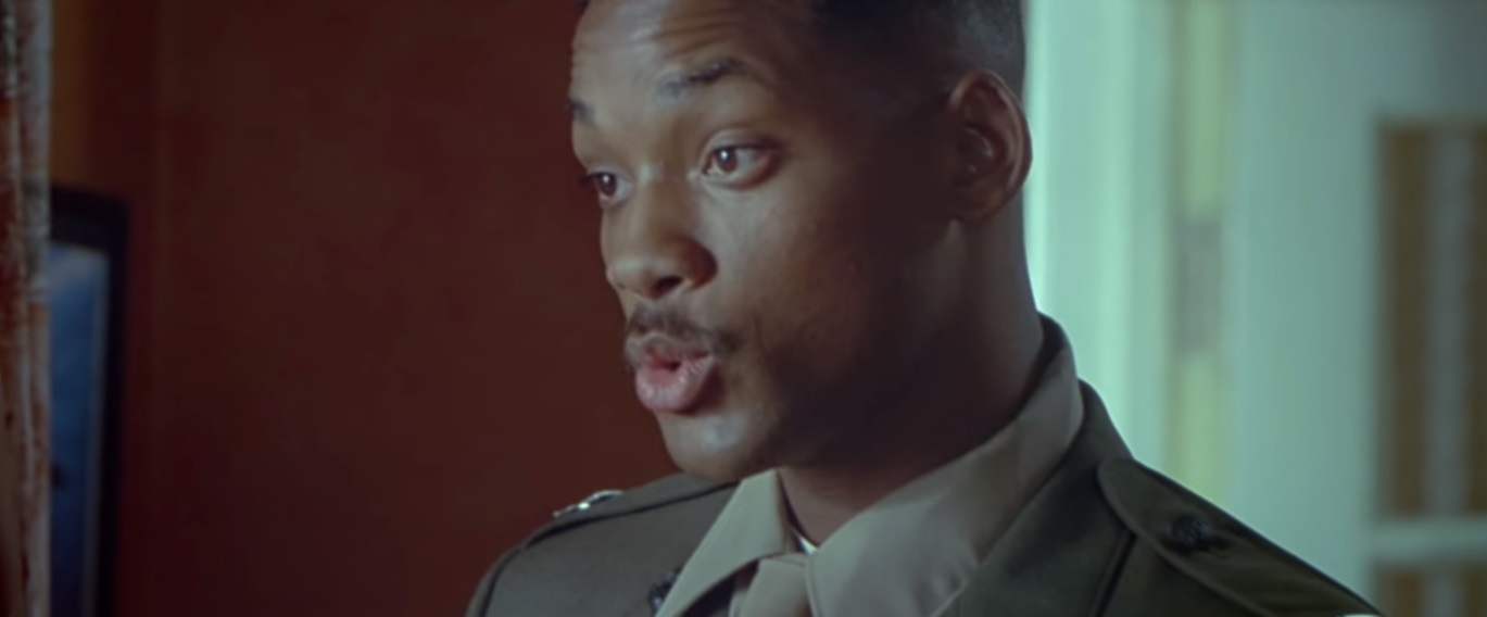 Diretor de Independence Day diz que se arrepende da sequência após saída de Will Smith do projeto: “Eu deveria ter desistido”