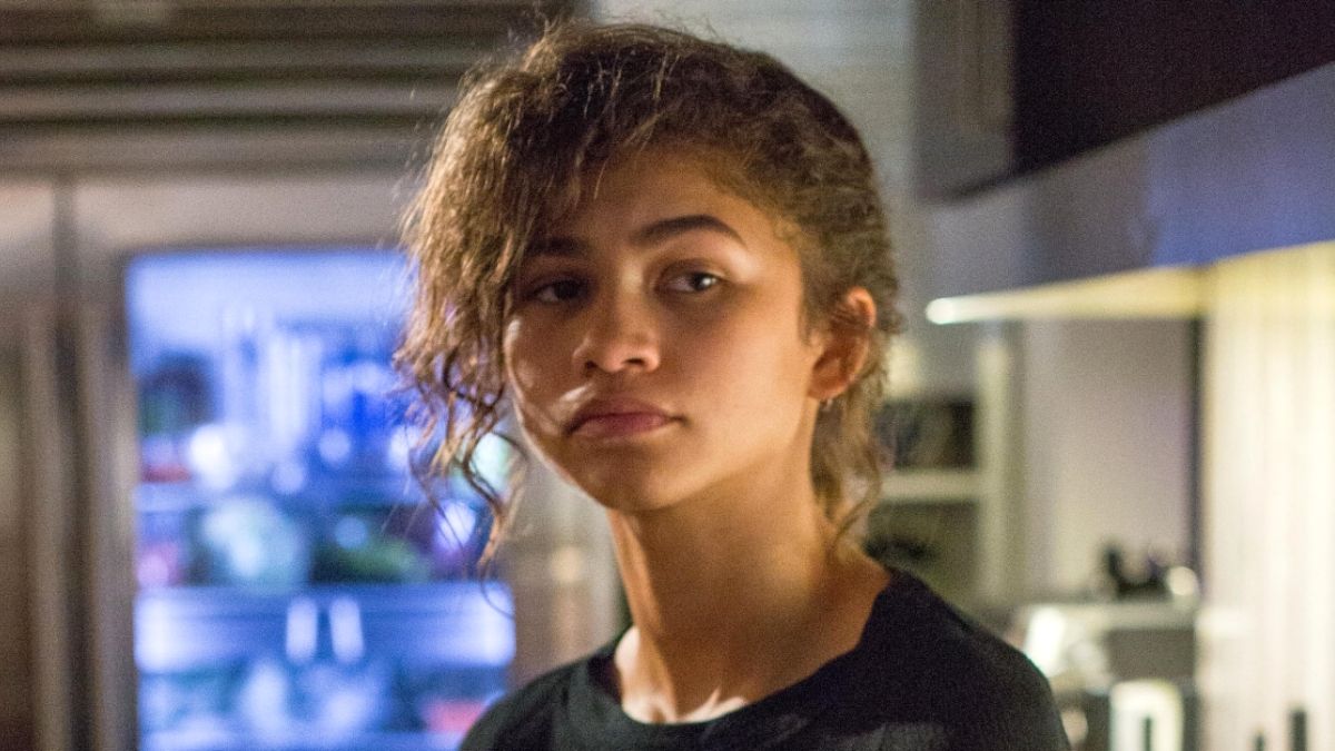 Zendaya é embranquecida em montagem e fãs alegam racismo no Twitter